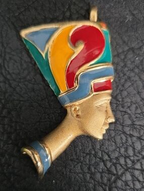 Gold Crown Vintage Egyptian Queen Enamel Pendant - Multicolor